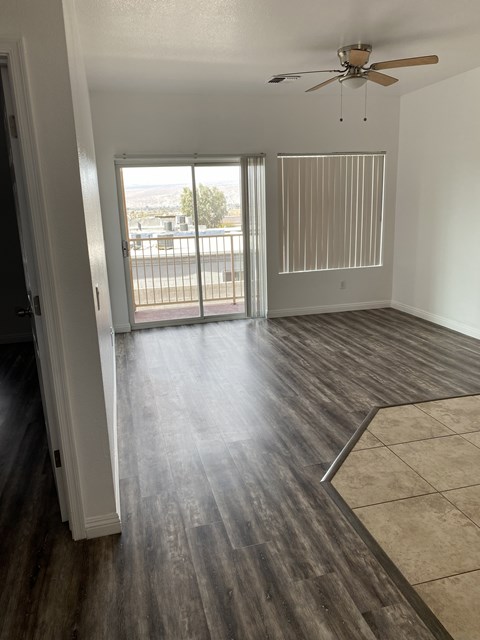 Floor plan for 1 bed, 1 bath, 980 sqft